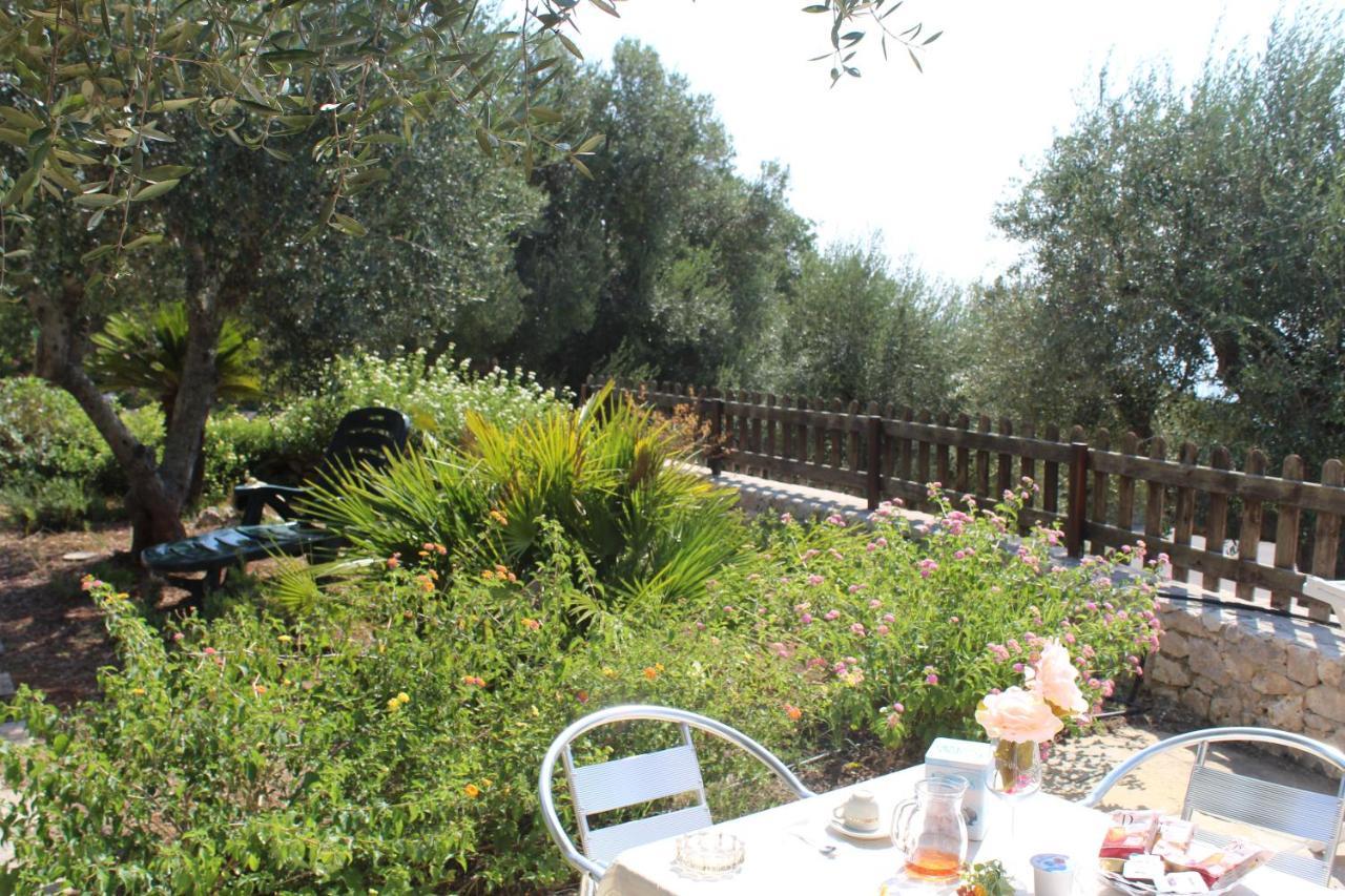 Amoru Bed & Breakfast Castro  Экстерьер фото